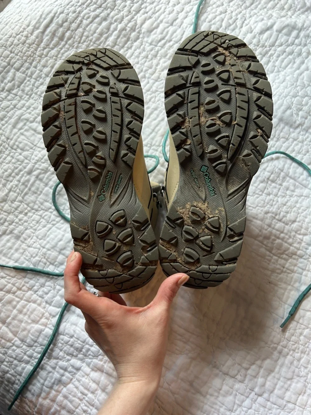 Columbia Hiking books women’s 7